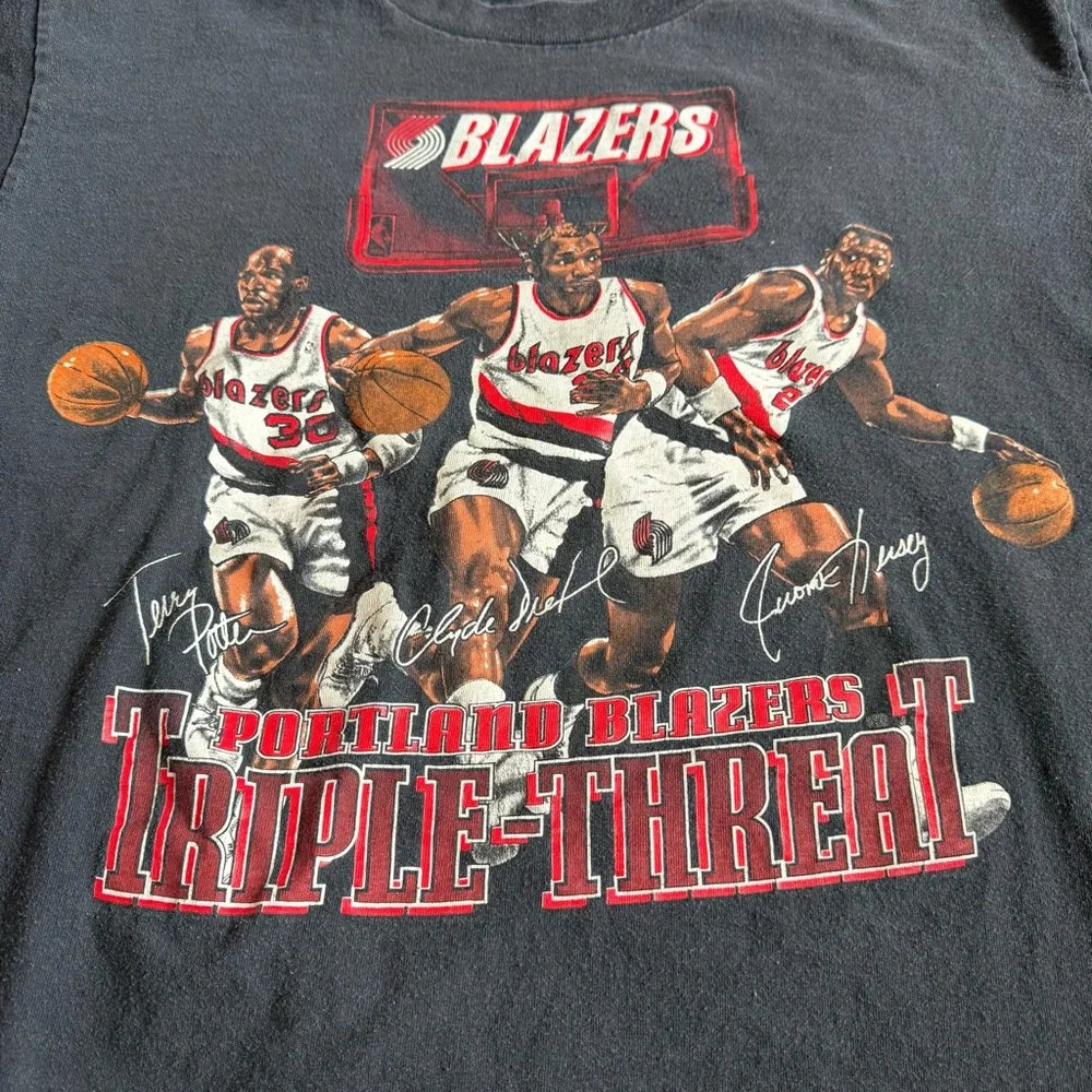 Vintage 1990s Nutmeg Mills Portland Trail Blazers Triple Threat XL Tee NBA Shirt